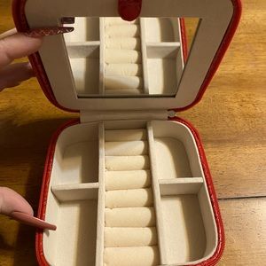 Travel jewelry organizer